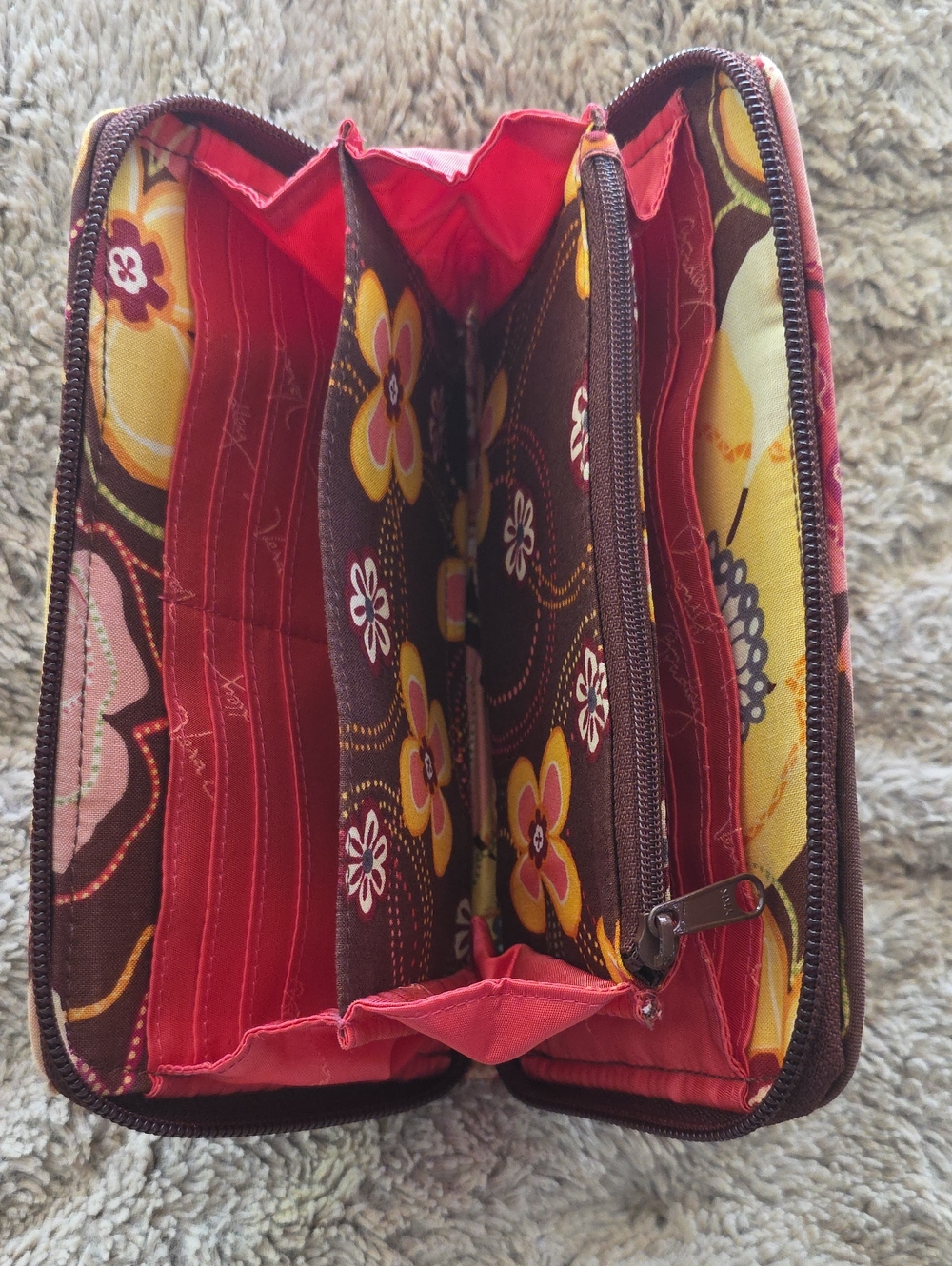 Vera Bradley Floral Quilted Zip Wallet - Brown Multi Yellow Peach Medium Used